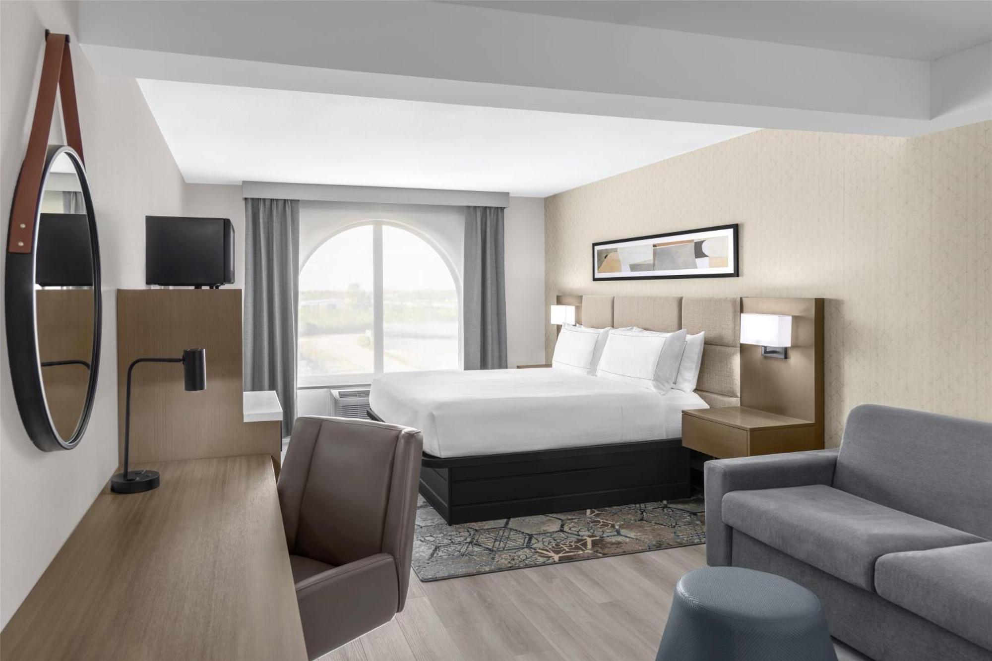 Doubletree By Hilton 4*