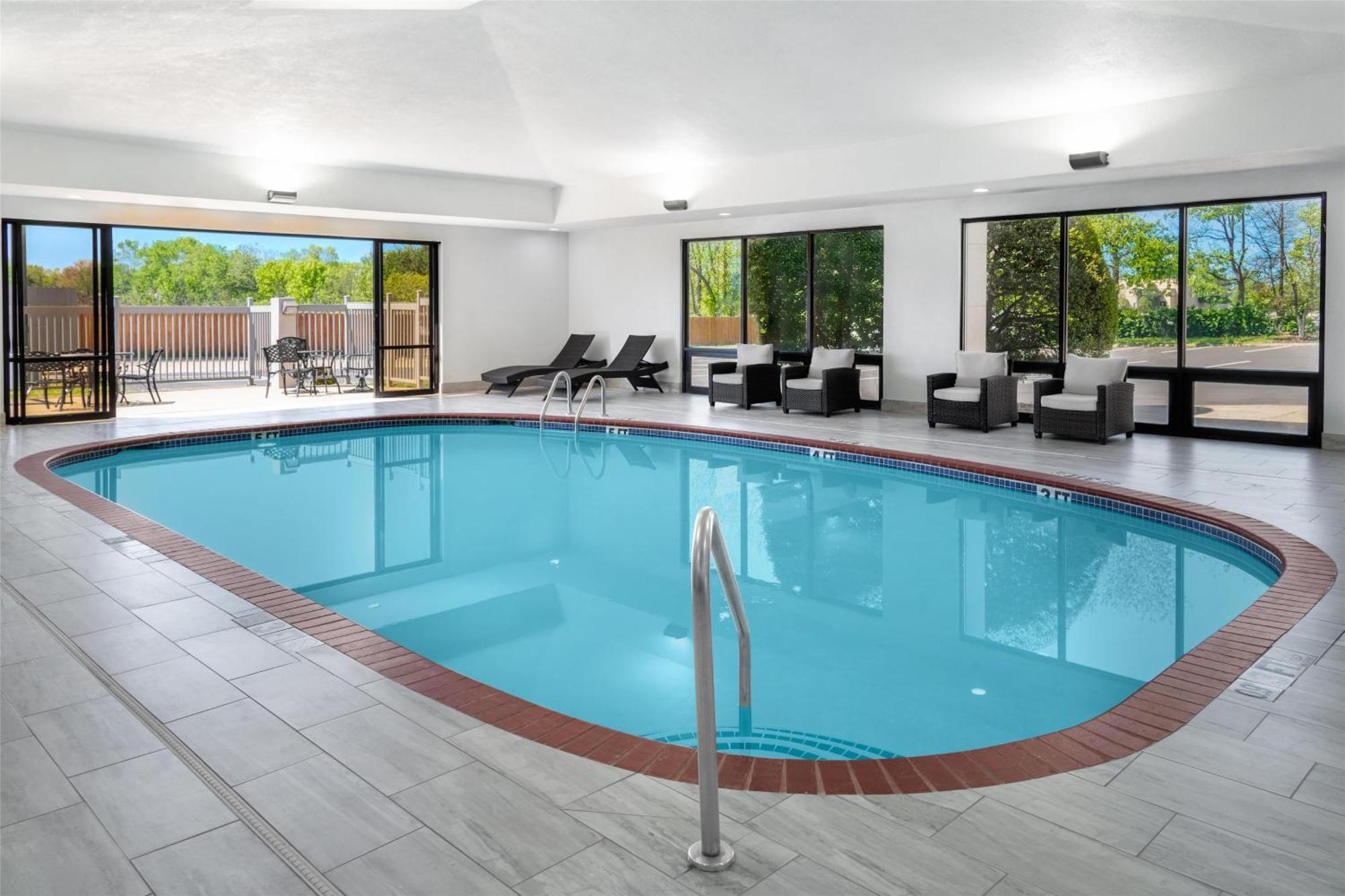 Doubletree By Hilton Hotel Springdale