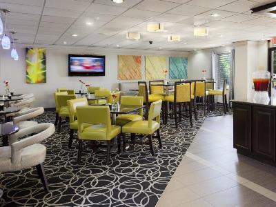 Hotel Doubletree By Hilton